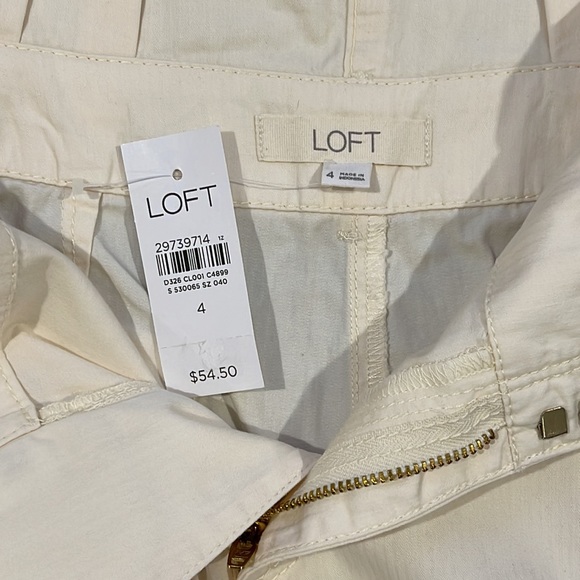 LOFT Herringbone Belted Paper Bag Shorts; Size 4; Color: whisper white - Picture 4 of 11